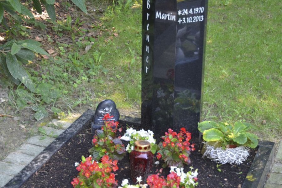 Urnenanlagen - Steinmetz Georges - Duisburg