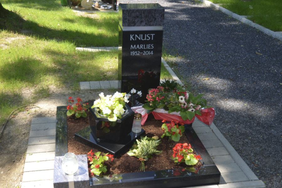 Urnenanlagen - Steinmetz Georges - Duisburg