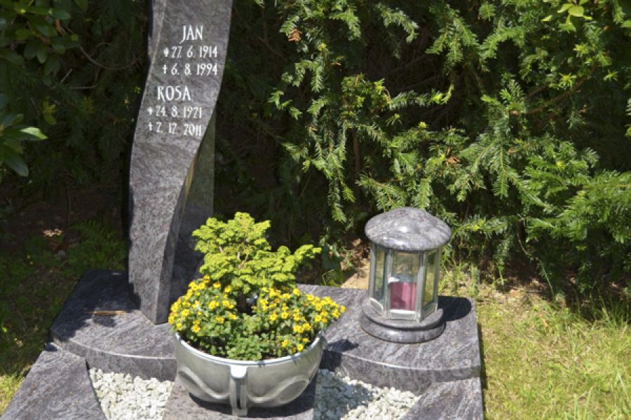 Urnenanlagen - Steinmetz Georges - Duisburg