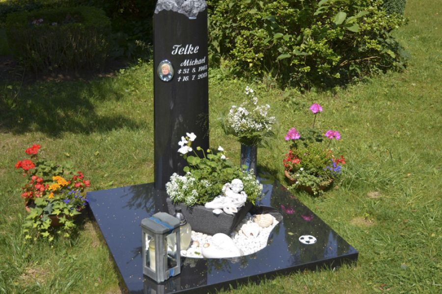 Urnenanlagen - Steinmetz Georges - Duisburg